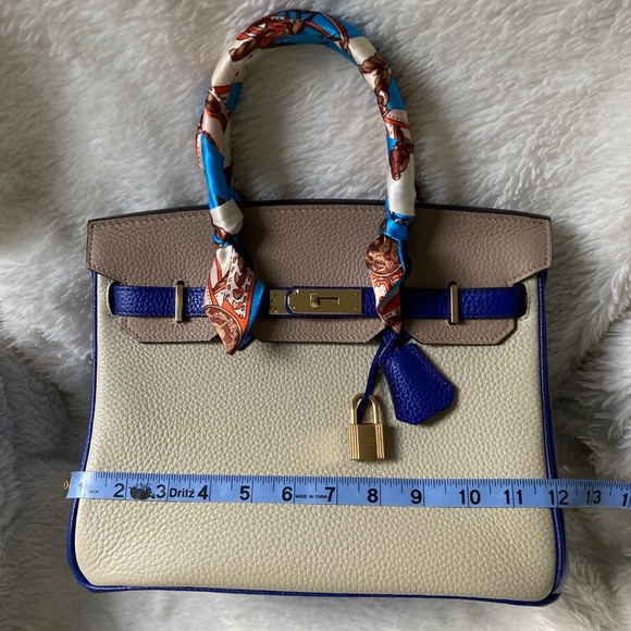 Birkin Style Fashionable purse 👜 Easter Weekend sale🎉Weekend sale only 🎉$300 - Picture 3 of 16